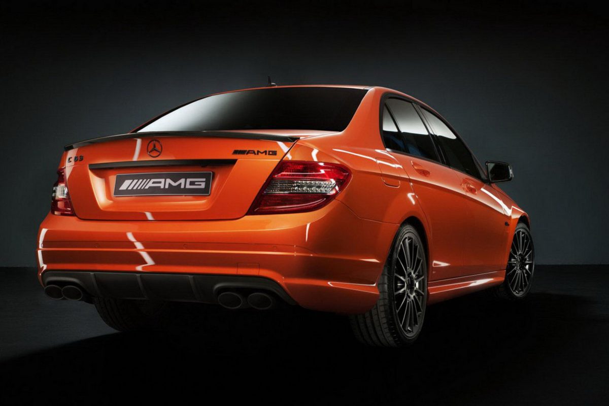 MERCEDES-BENZ C-OSZTÁLY