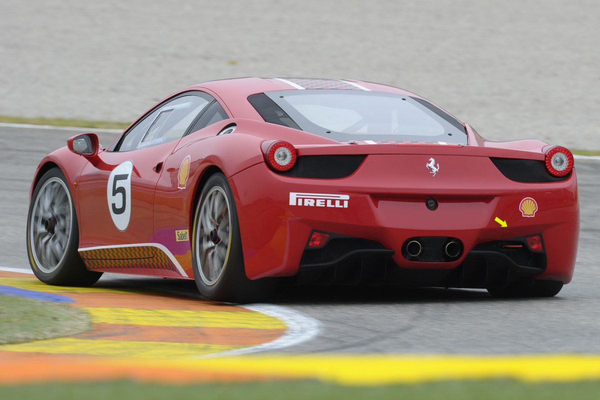 FERRARI 458