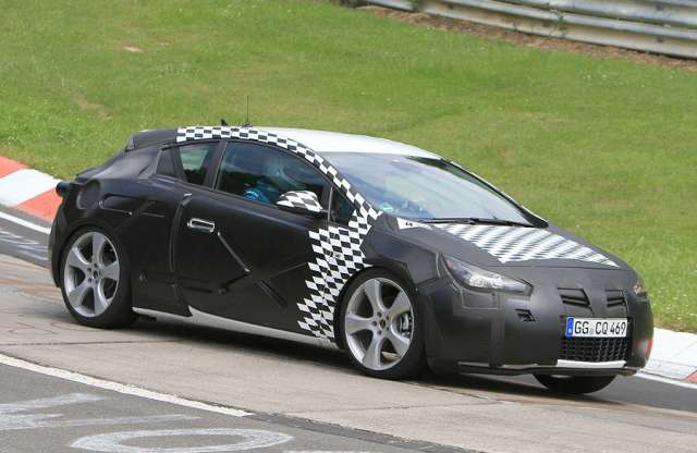 Sajátos modell lesz az Astra-palettán