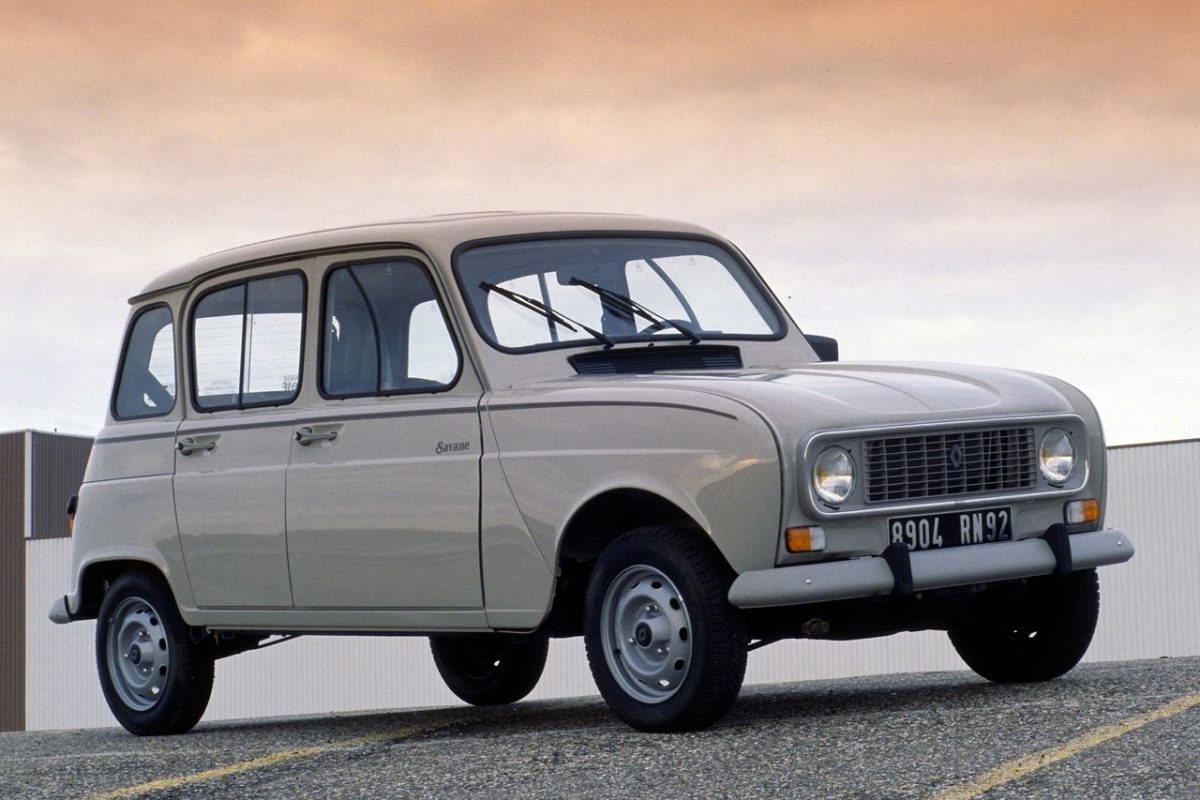 RENAULT R 4