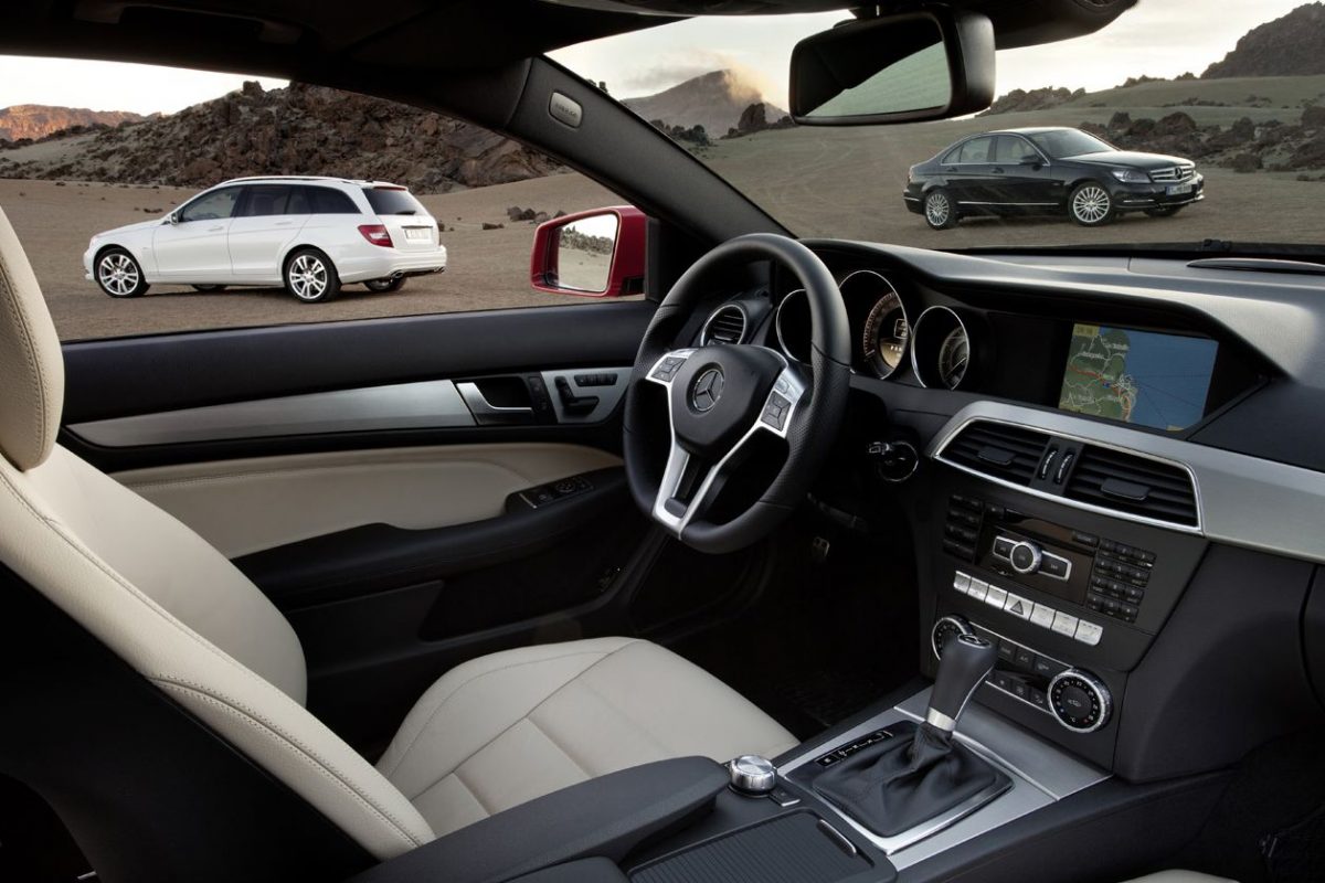 MERCEDES-BENZ C-OSZTÁLY