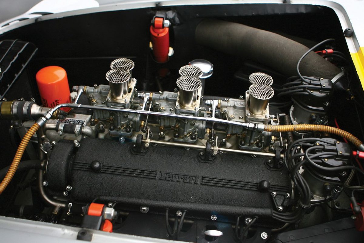 MERCEDES-BENZ G-OSZTÁLY