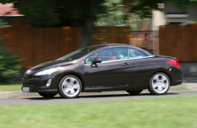 Kabrió, amely inkább kupé