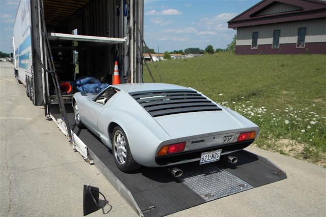 LAMBORGHINI MIURA