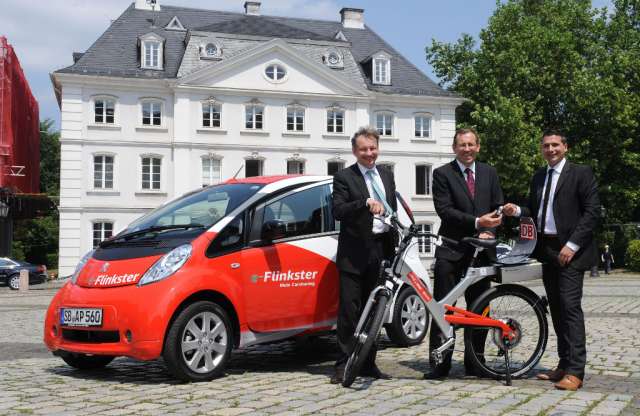 Bérelhető a Német Vasúttól a Peugeot elektromos autója