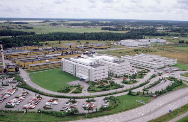 Félmilliárd dolláros pozitív mérleggel zárta 2009-et a svéd autógyár