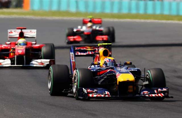 A safety car káoszt okozott