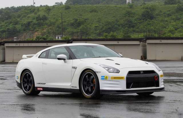 Gazdag japánoknak készül a legerősebb Nissan GT-R