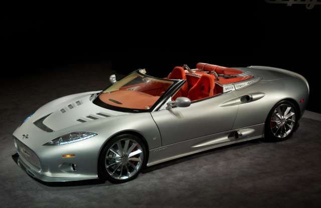 Nem tanácsos a szultánnal packázni, ha autóról van szó