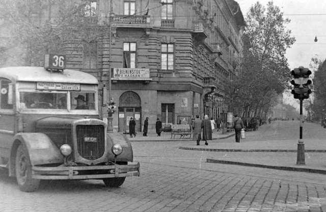 Ismerkedjen meg a hazai motorizáció színes történetével!