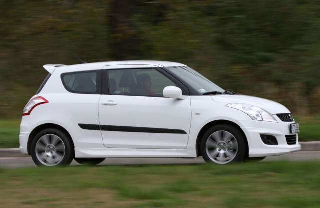 Három ajtóval is remek az új Suzuki Swift