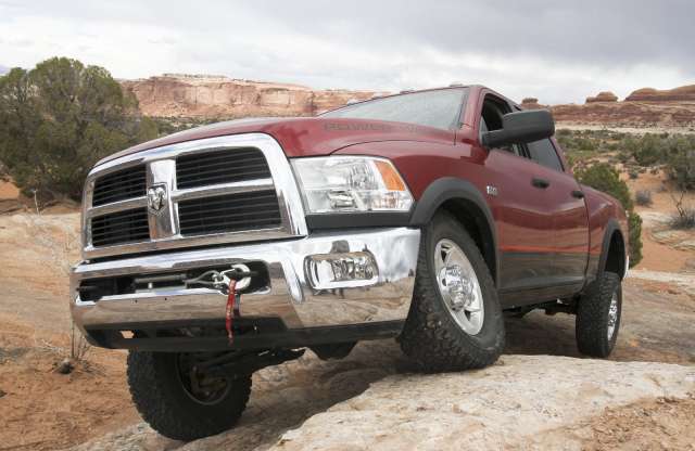 Hibás matrica miatt kényszerül szervízbe a böszme ami pickup