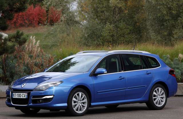 Közeledik a frissített Renault Laguna