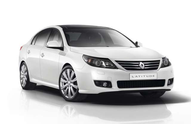 Fehérben is szürke nagykocsival próbálkozik a Renault