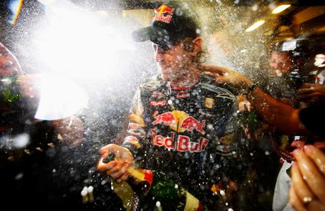 Buliból kinyírták mindkét Red Bull motorját