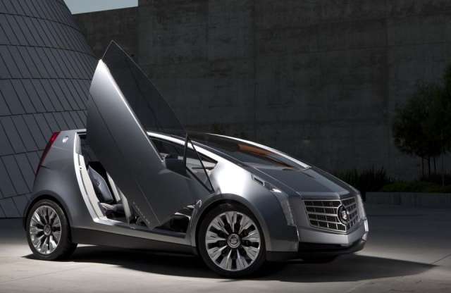 Cadillac luxusmini Koenigsegg-féle ajtókkal