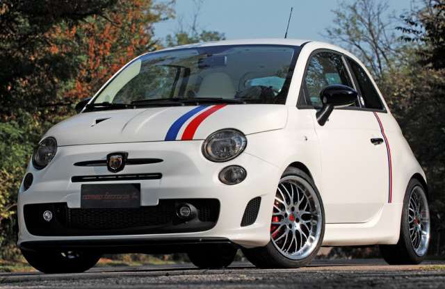 Ferrari? Nem, csak Ferraris FIAT 500 Abarth