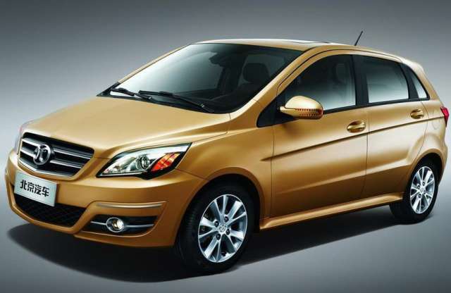 BAIC B3 - Mercedes-kópia Kínából