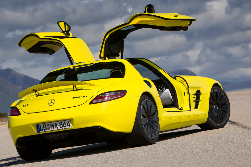MERCEDES-BENZ SLS-OSZTÁLY