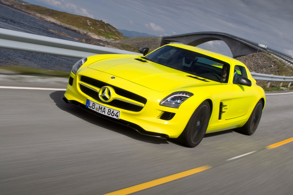 MERCEDES-BENZ SLS-OSZTÁLY