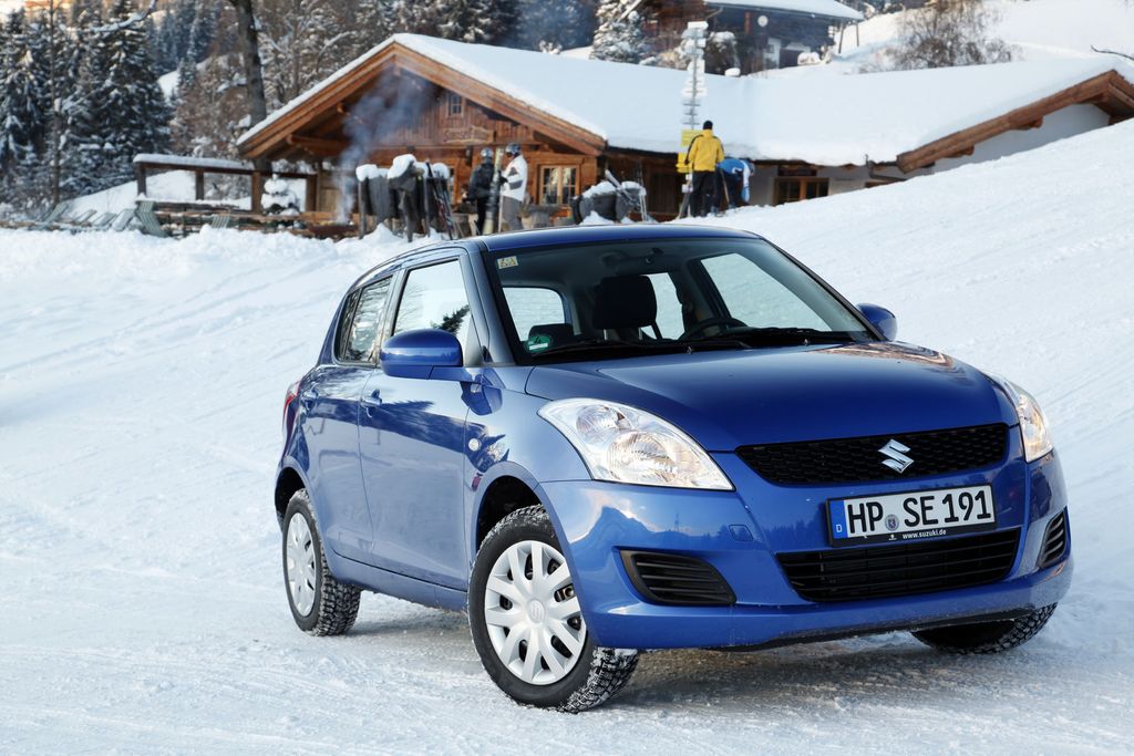 SUZUKI SWIFT