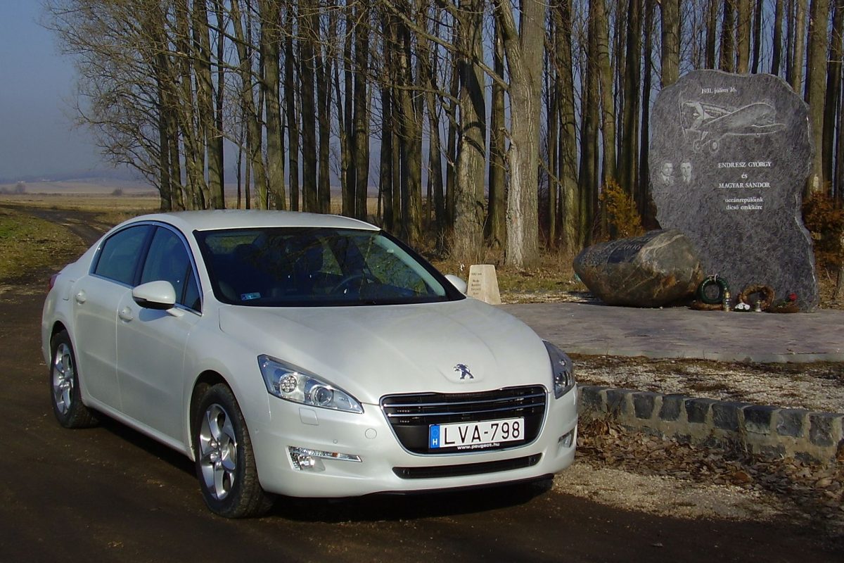 PEUGEOT 508