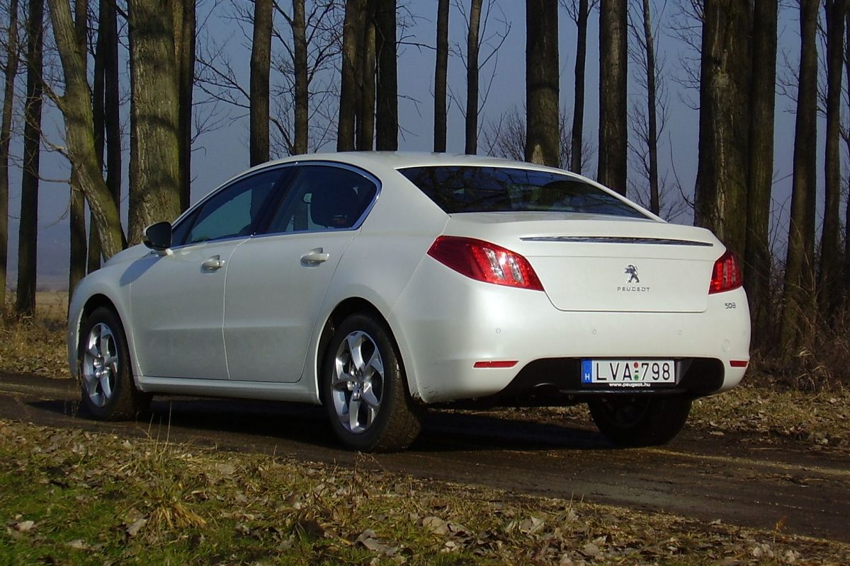 PEUGEOT 508