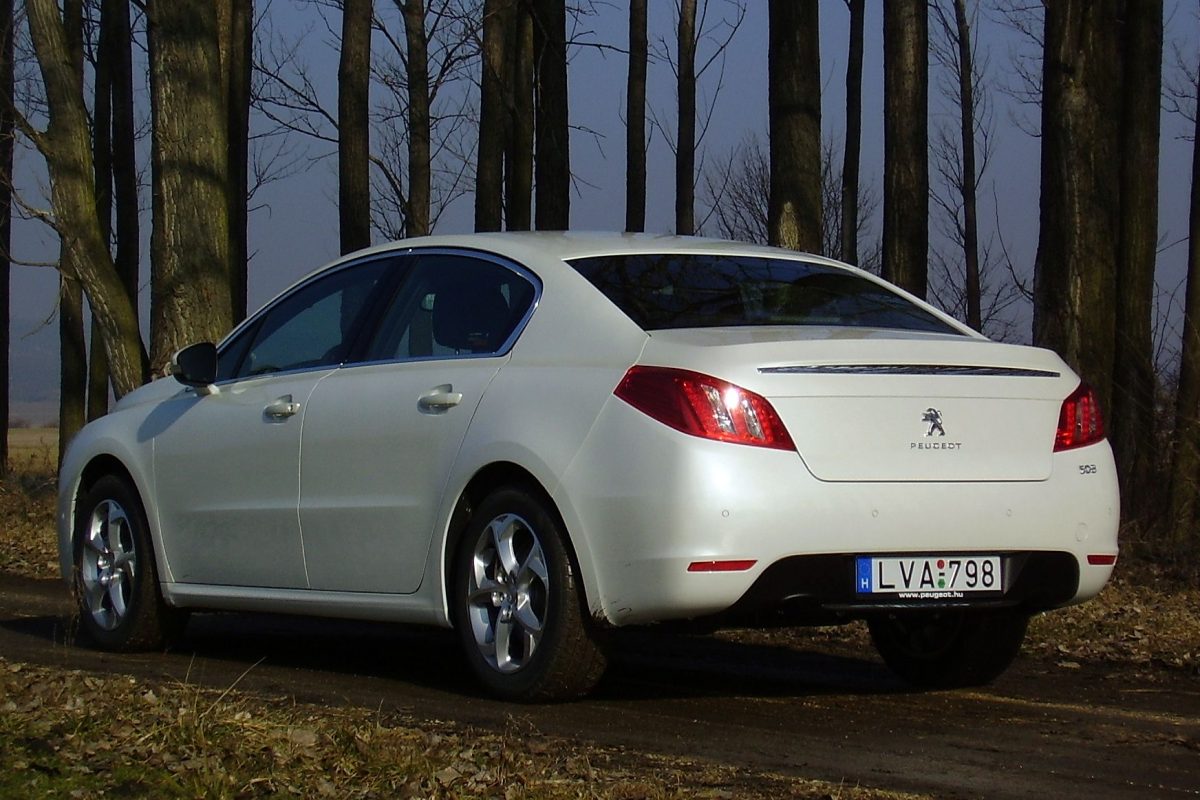 PEUGEOT 508