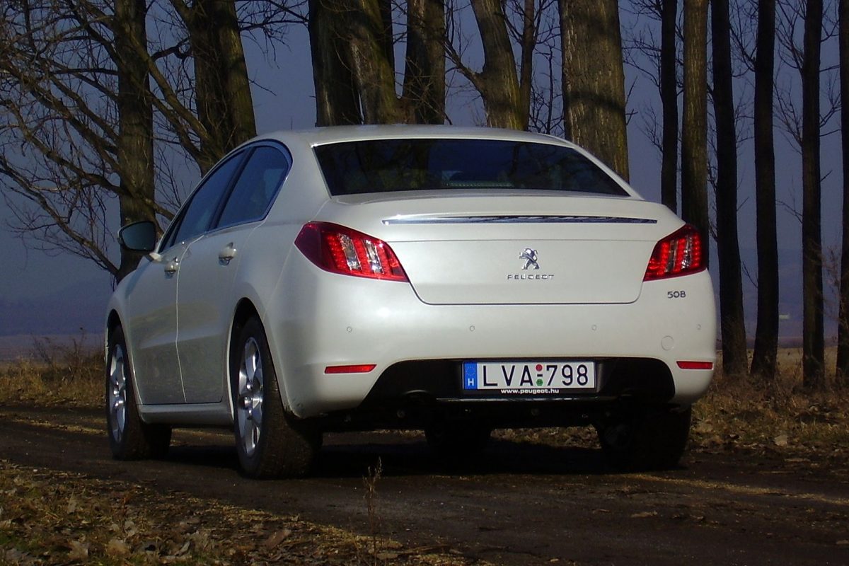 PEUGEOT 508
