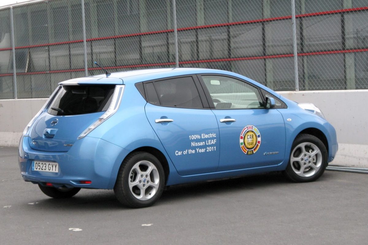 NISSAN LEAF