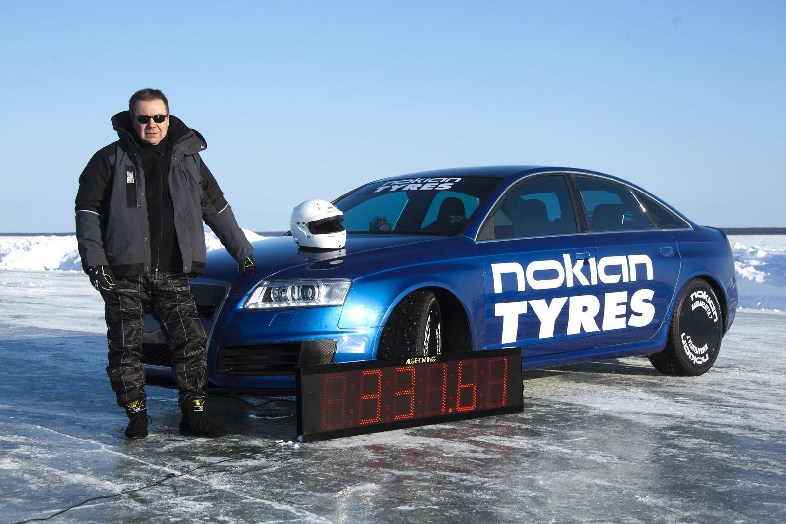 Айс скорость. Мировой рекорд скорости по льду. Рекорд скорости на льду Ауди ку7.