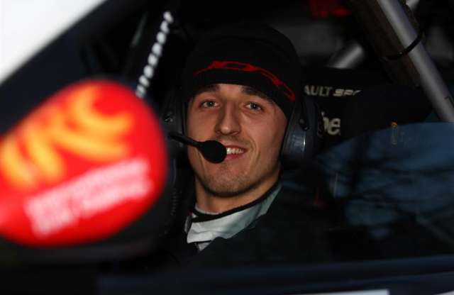 Mégsem ralizhat Kubica