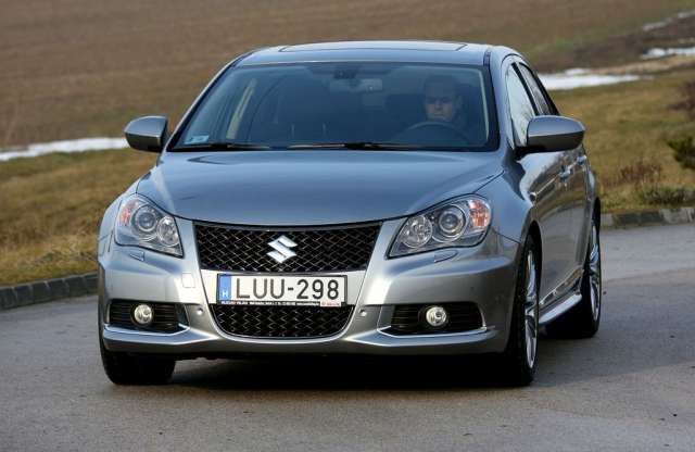 9 290 000 forint, ennyiért egy Suzuki is tekintélyt parancsol