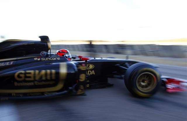 Kubica zárt az élen Valenciában