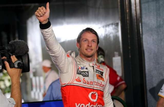 Button lehet a Pirellik nyertese