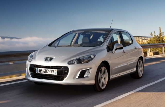 Nehéz feladat előtt az új Peugeot 308