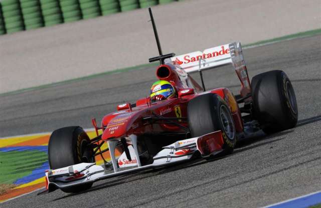 A Ford beperelte a Ferrarit Forma-1-es autója miatt