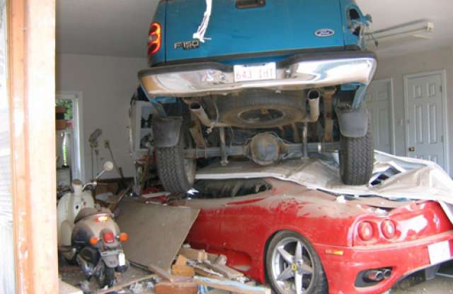 Ford teherautó győzött a Ferrari ellen