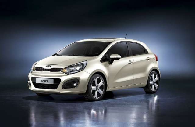 Gyári képek az új Kia Rióról