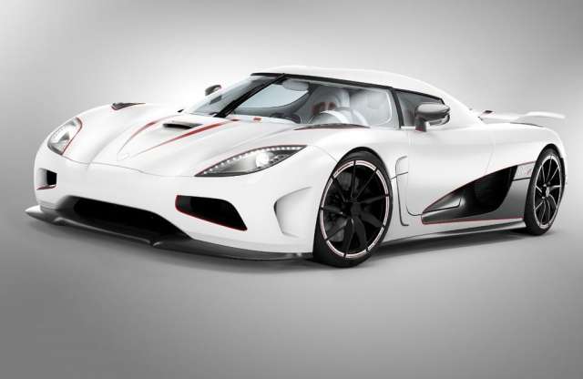 1115 lóerős Koenigsegg a sípályához