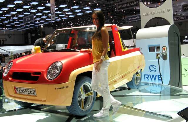 Genfből jelentjük: Gyökérautó villanymotorral – Rinspeed BamBoo