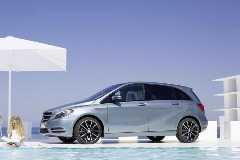 MERCEDES-BENZ B-OSZTÁLY