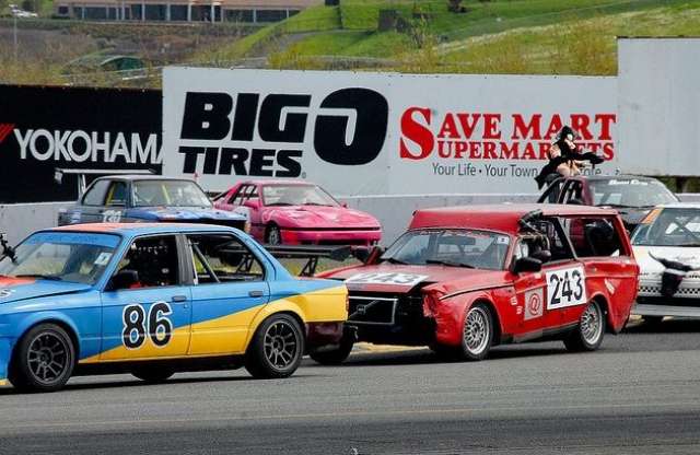 Volvo bőrt húztak a Mazda MX-5-re