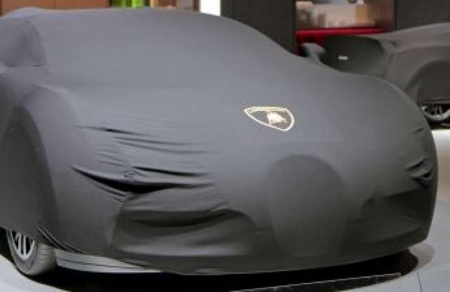 Lamborghini pizsamát adtak egy Bugattira