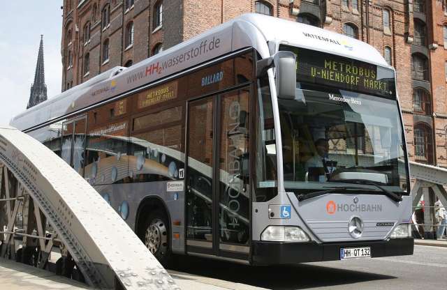 Vízpára a buszsávban