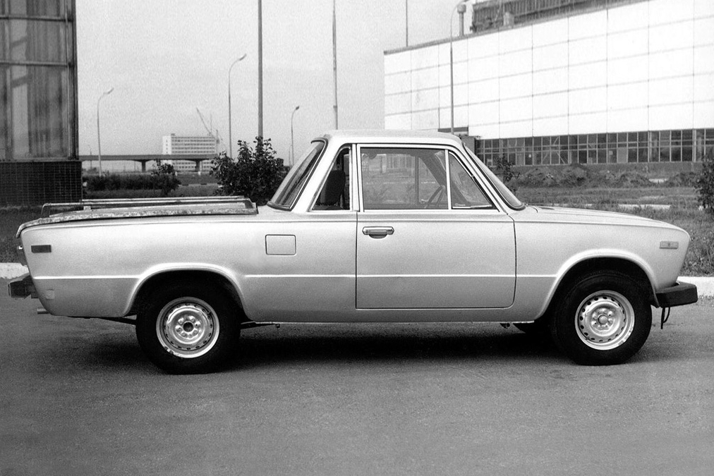 LADA 1200