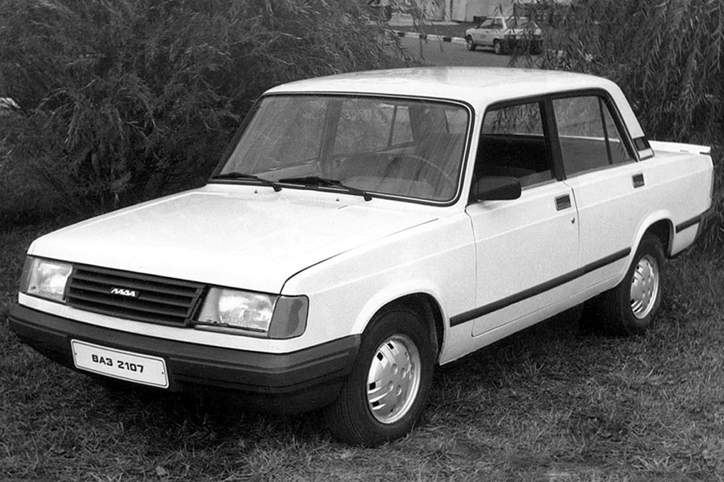 LADA 1200