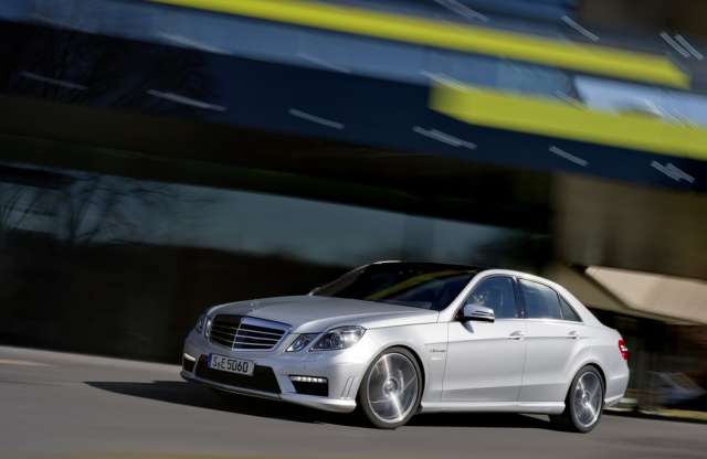 E63 AMG. Egyre többet csal az AMG Mercik neve