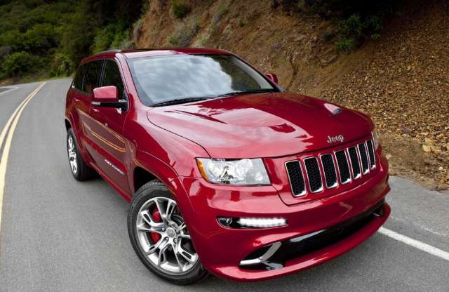 Brutális az új Grand Cherokee SRT8 gyorsulása (is)