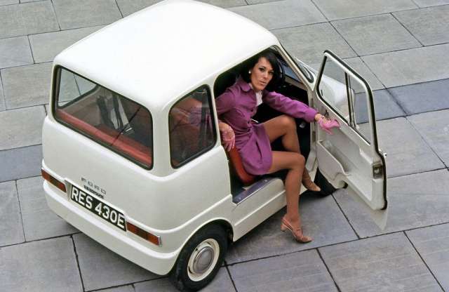 50 éves Ford villanyautó